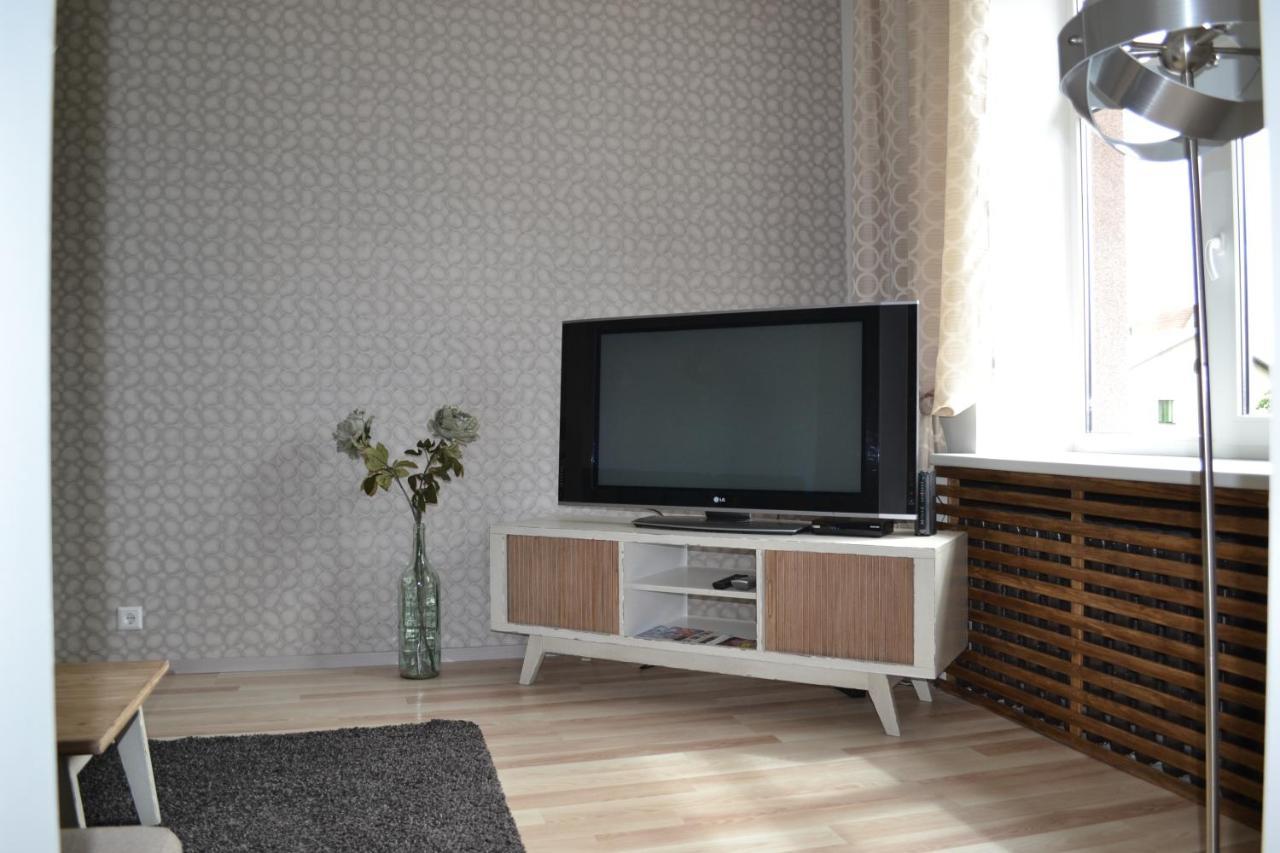Vee 4 City Center Apartment Pärnu Exterior foto