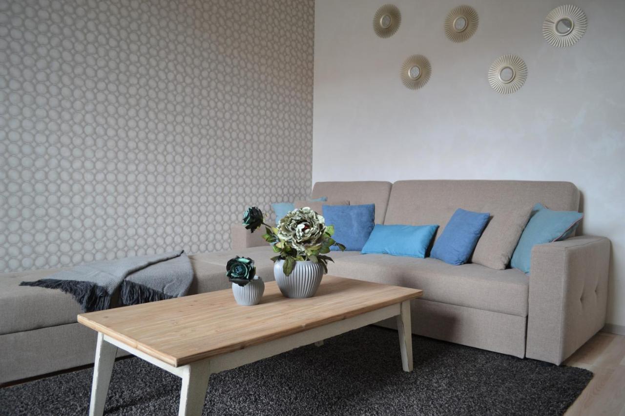 Vee 4 City Center Apartment Pärnu Exterior foto